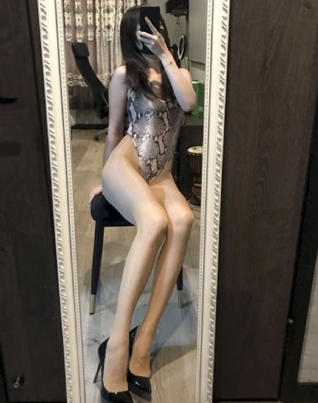 爆乳女神旗袍自慰喷水AV-视频大全在线观看