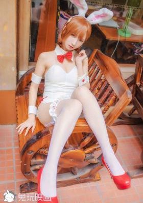 我要吃奶还要边吃边摸gif-首映在线视频网