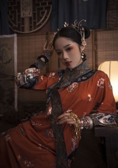 玉蒲团之偷情宝鉴三绑-清晰电视剧在线观看